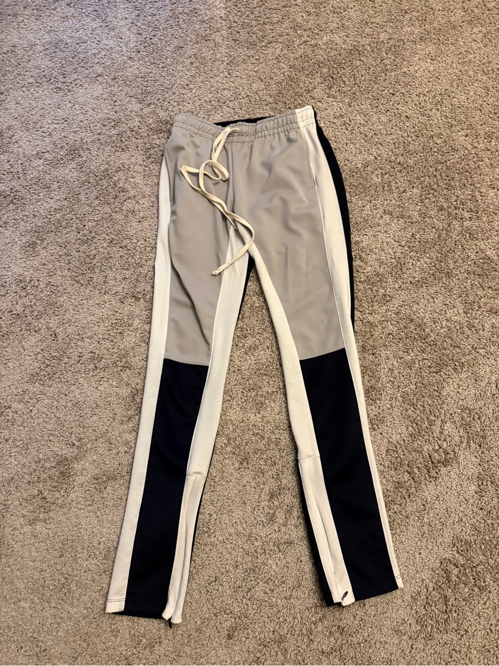 Jogger Sweatpants in Gray, Black, white  mens small
